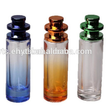 Bunte Glasbehälter für Parfums